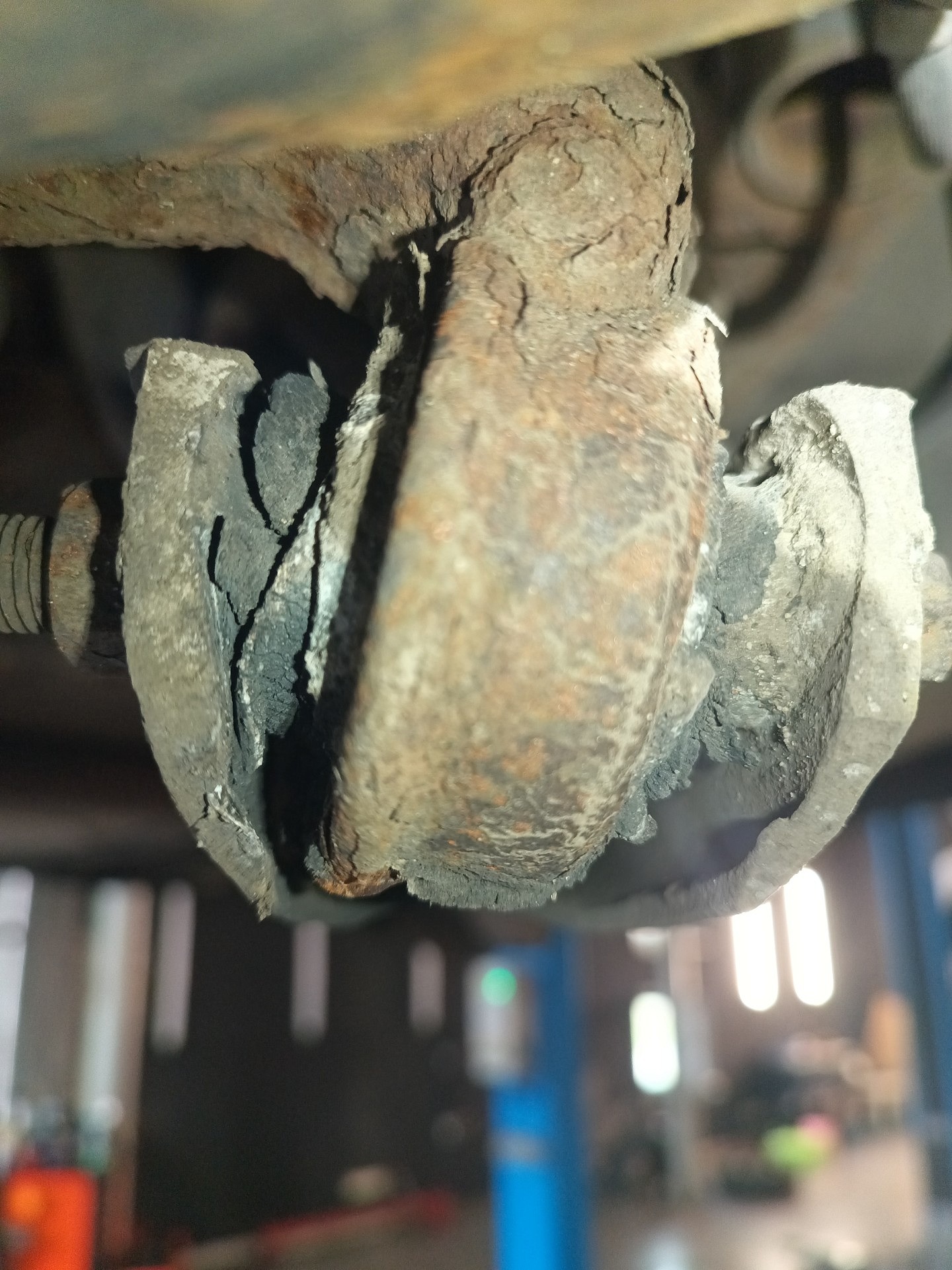 Tylne zawieszenie - OPEL VECTRA C Kombi
