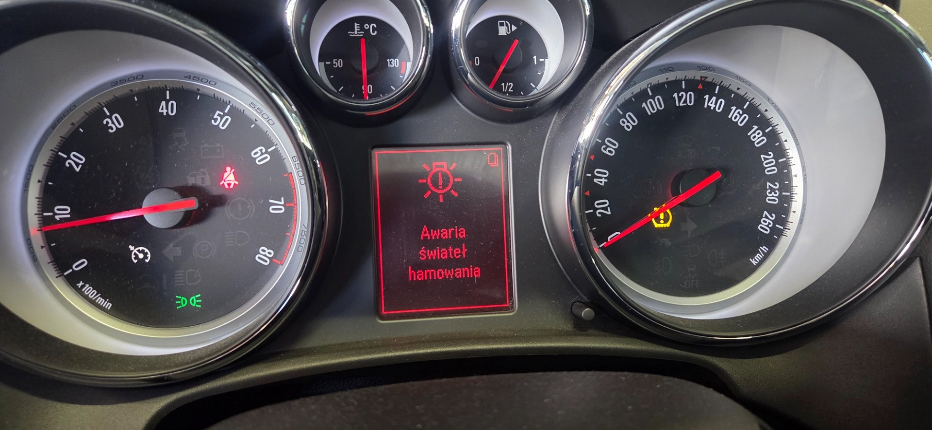 Komunikaty na desce rozdzielczej - OPEL ASTRA J Sports Tourer