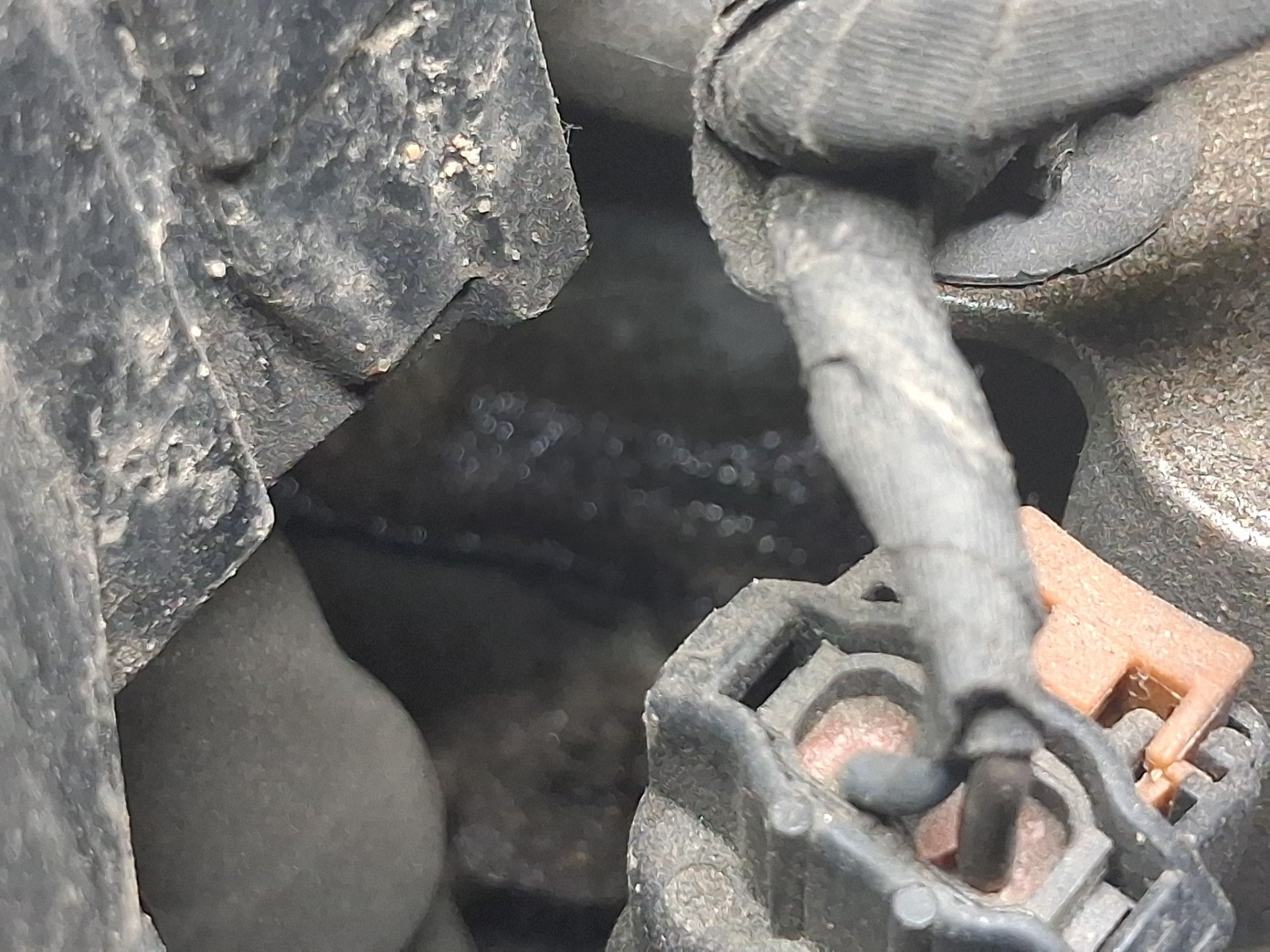 Sprawdzenie szczelności - PEUGEOT RIFTER