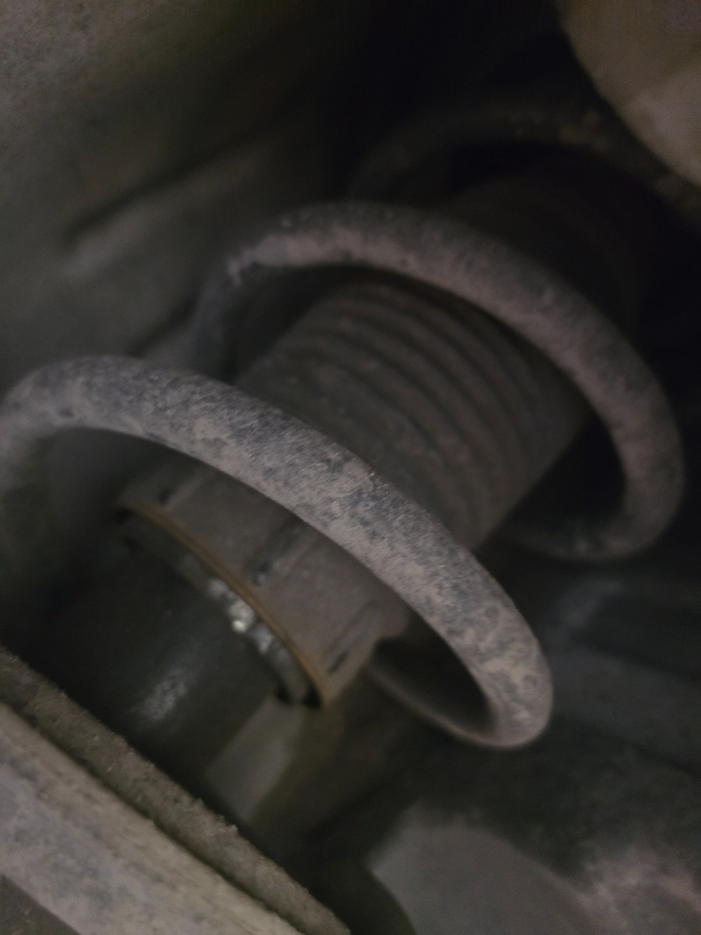 Stan sprężyn na przedniej osi - PEUGEOT BOXER Autobus